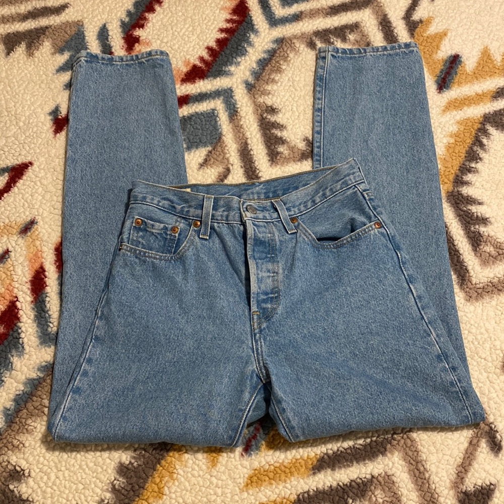 Levi’s 501 original straight jean